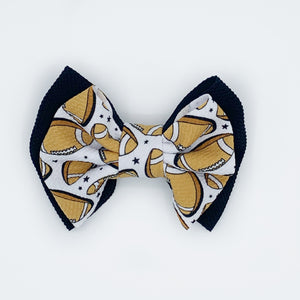Double stacked touchdown bows and wraps